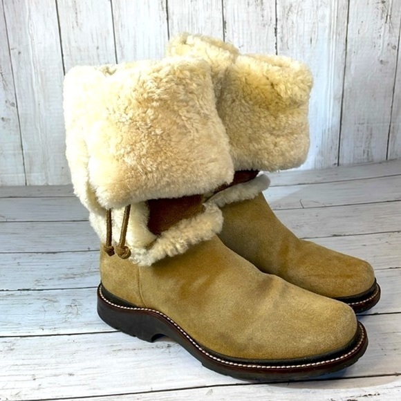 L.L.Bean Tan Leather and Cream Shearling Boots - Picture 8 of 13
